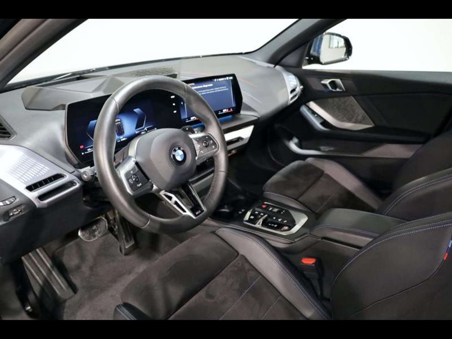 BMW Série 1 Hatch M Sport 120 - 2024 - Joinsteer - #6