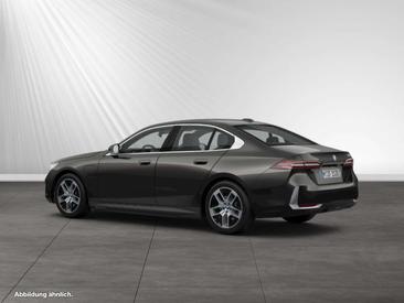 BMW Série 5 530e — photo 5