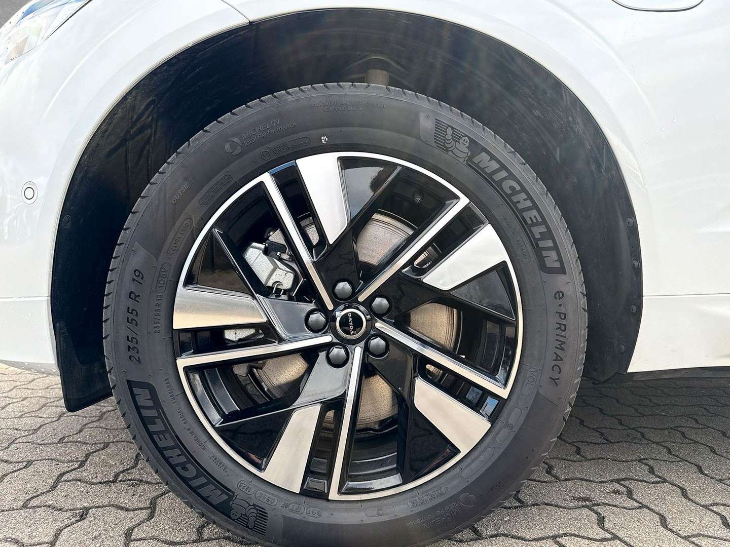 Volvo XC60 T8 Recharge Plus - 2025 - Joinsteer - #1