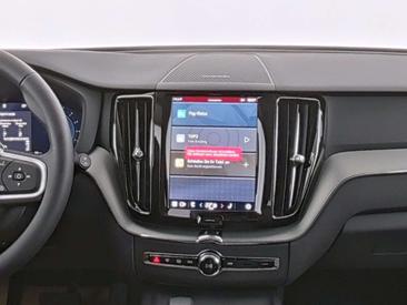 Volvo XC60 B5 R-Design — photo 8