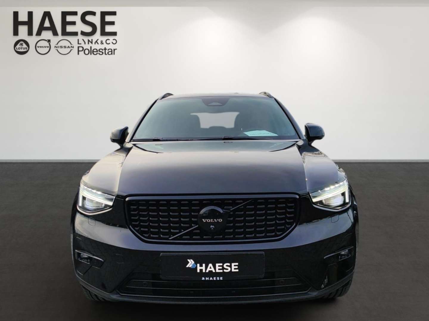 Volvo XC40 B3 Ultra Black Edition - 2025 - Joinsteer - #2