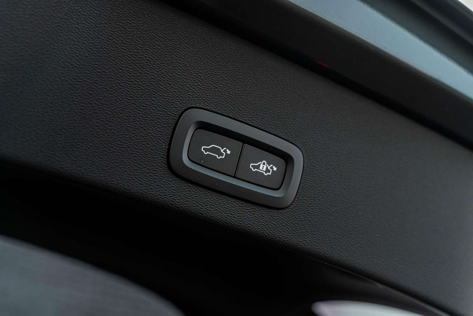 Volvo C40 Recharge PLUS - 2025 - Joinsteer - #9