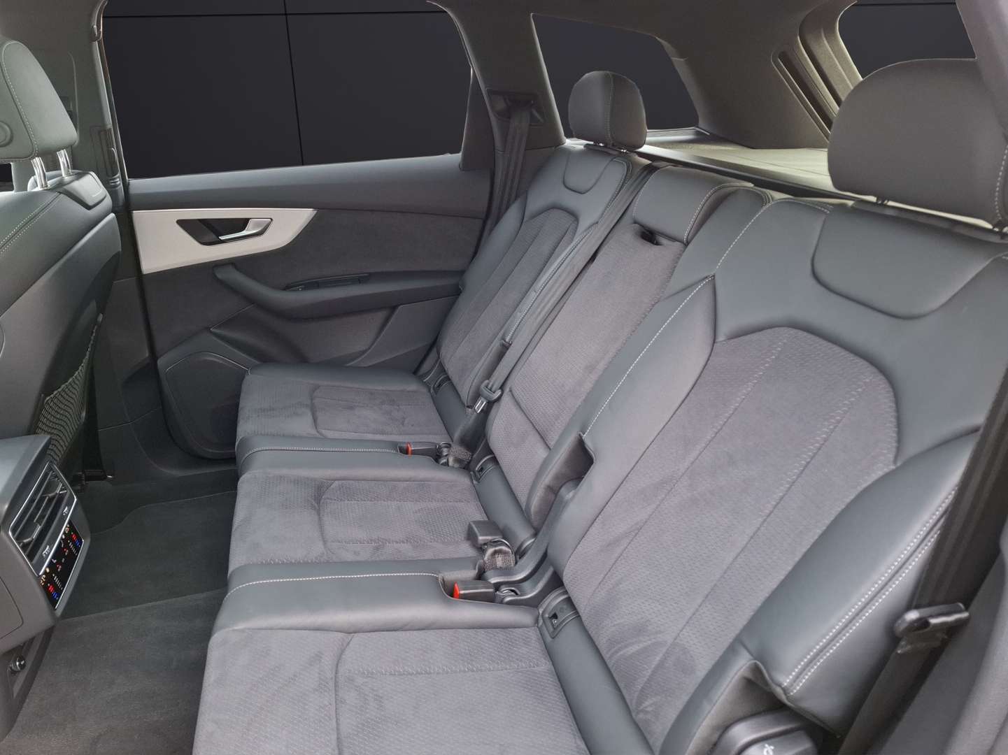 Audi Q7 S Line 45 TDI - 2024 - Joinsteer - #10