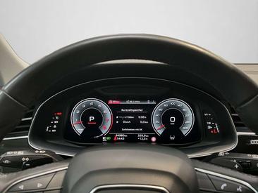 Audi Q7 55 TFSI — photo 10