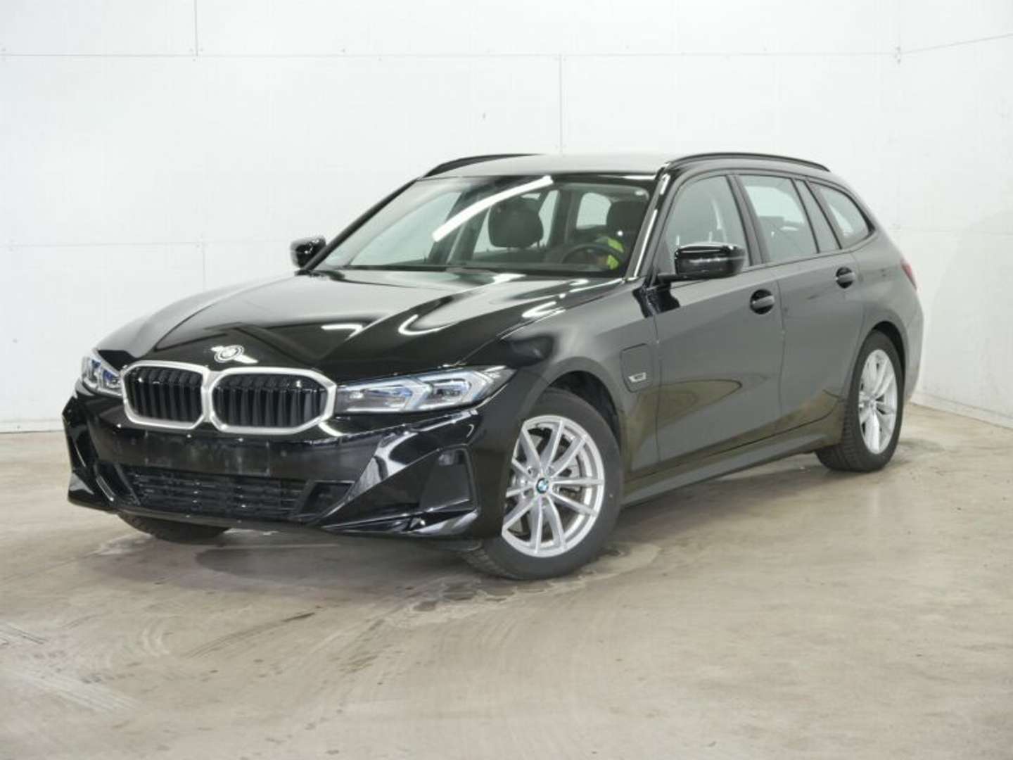 BMW Série 3 330e AT XDr - 2023 - Joinsteer - #1