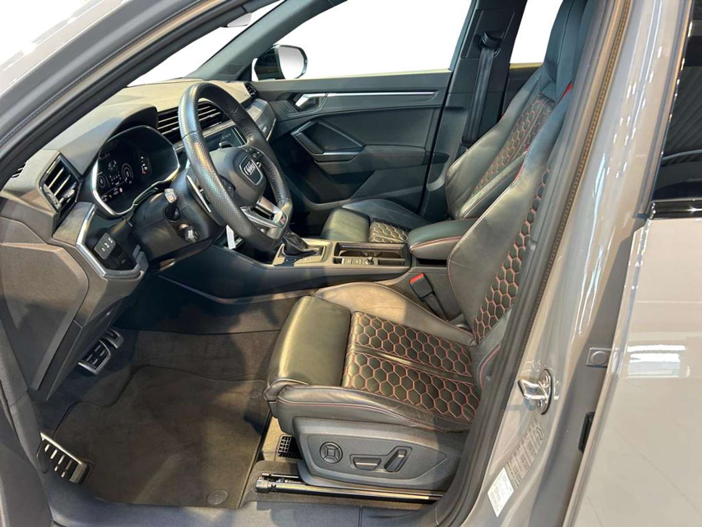 Audi RSQ3 Sportback 2.5 TFSI - 2023 - Joinsteer - #5