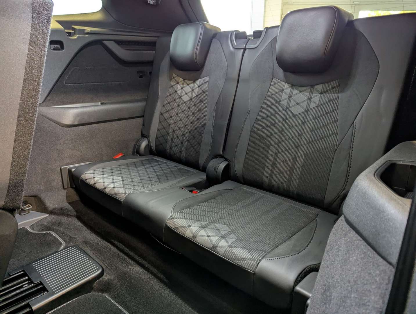 Volkswagen T-CROSS 4Motion R-Line - 2025 - Joinsteer - #13