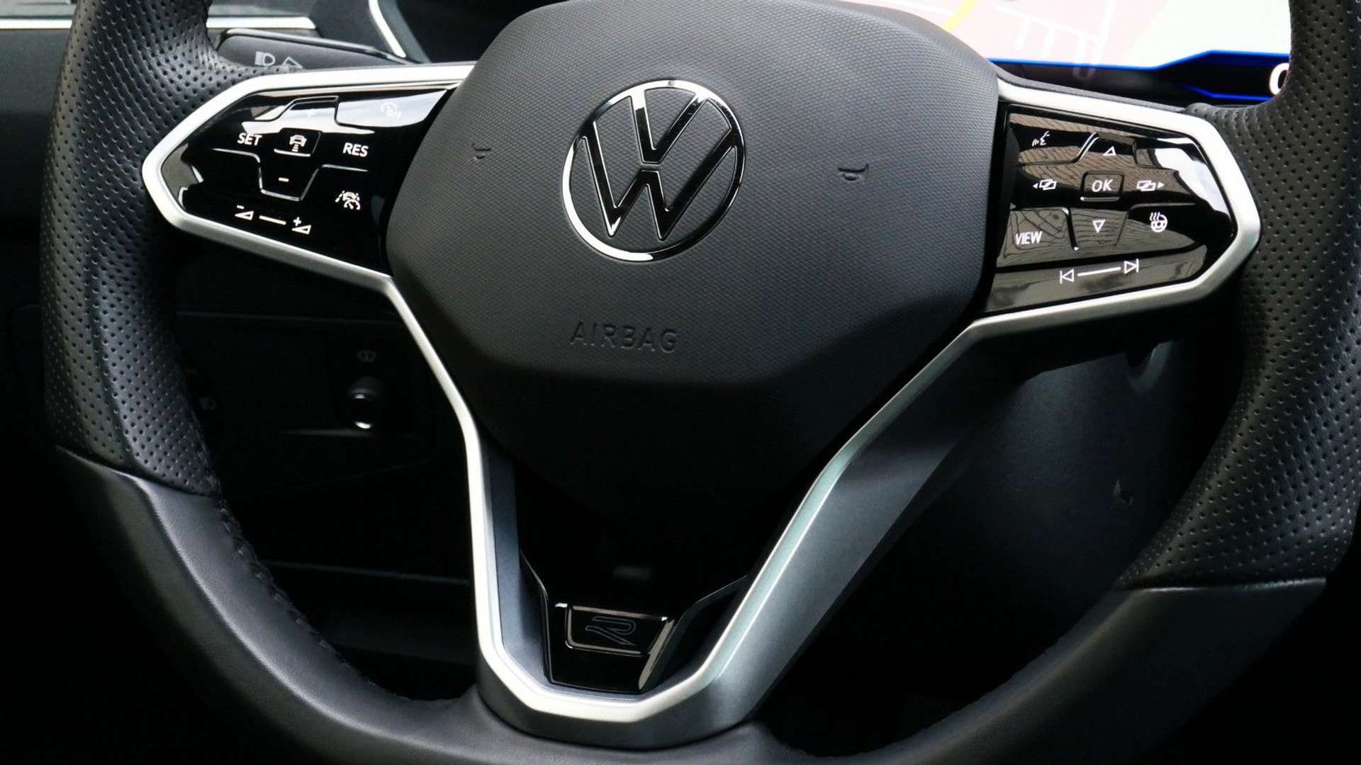 Volkswagen TIGUAN R-Line - 2022 - Joinsteer - #11