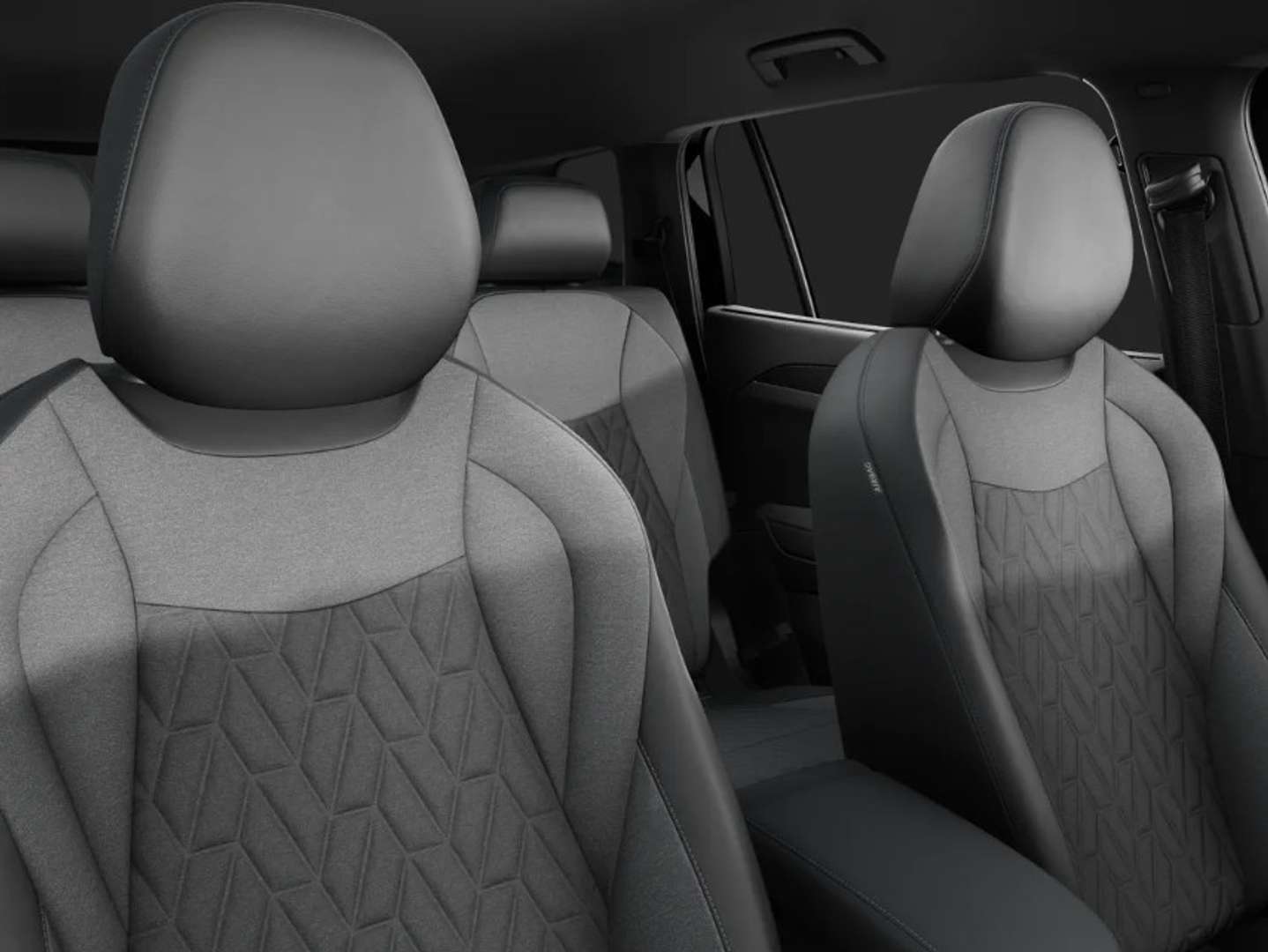 Volkswagen T-CROSS Life EHybrid - 2026 - Joinsteer - #4