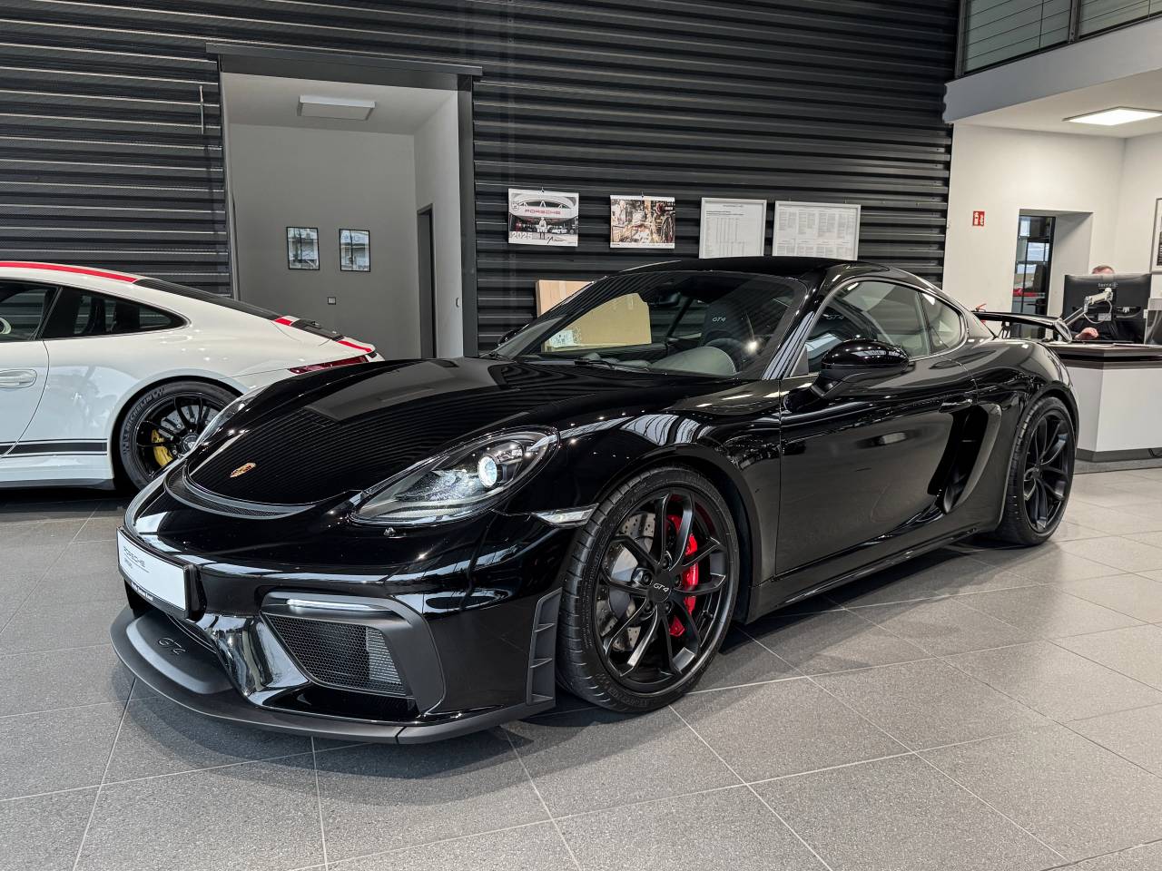 Porsche 718 II Cayman GT4 - 2020 - Joinsteer - #1