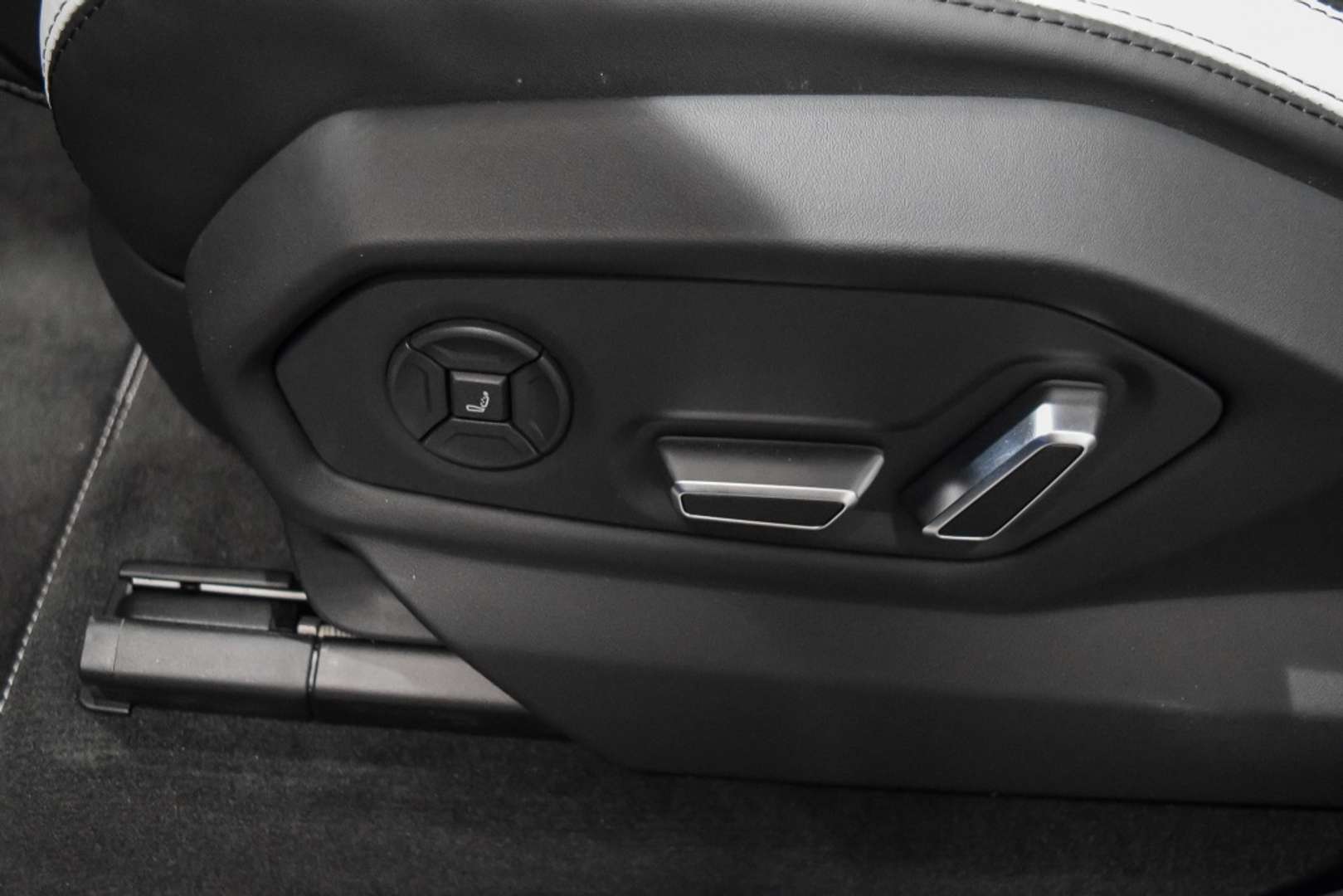 Lamborghini Urus 4.0 V8 Biturbo - 2026 - Joinsteer - #13