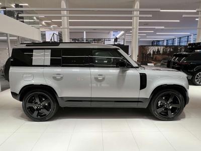 Land Rover Defender 110 D250 X-Dynamic SE