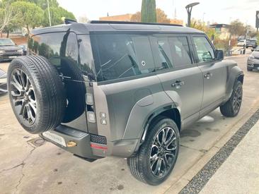 Land Rover Defender 110 4.4 V8 MHEV Octa AWD Aut. — photo 15