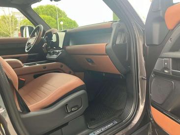 Land Rover Defender 110 4.4 V8 MHEV Octa AWD Aut. — photo 20