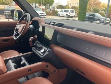 Land Rover Defender 110 4.4 V8 MHEV Octa AWD Aut. — photo 21