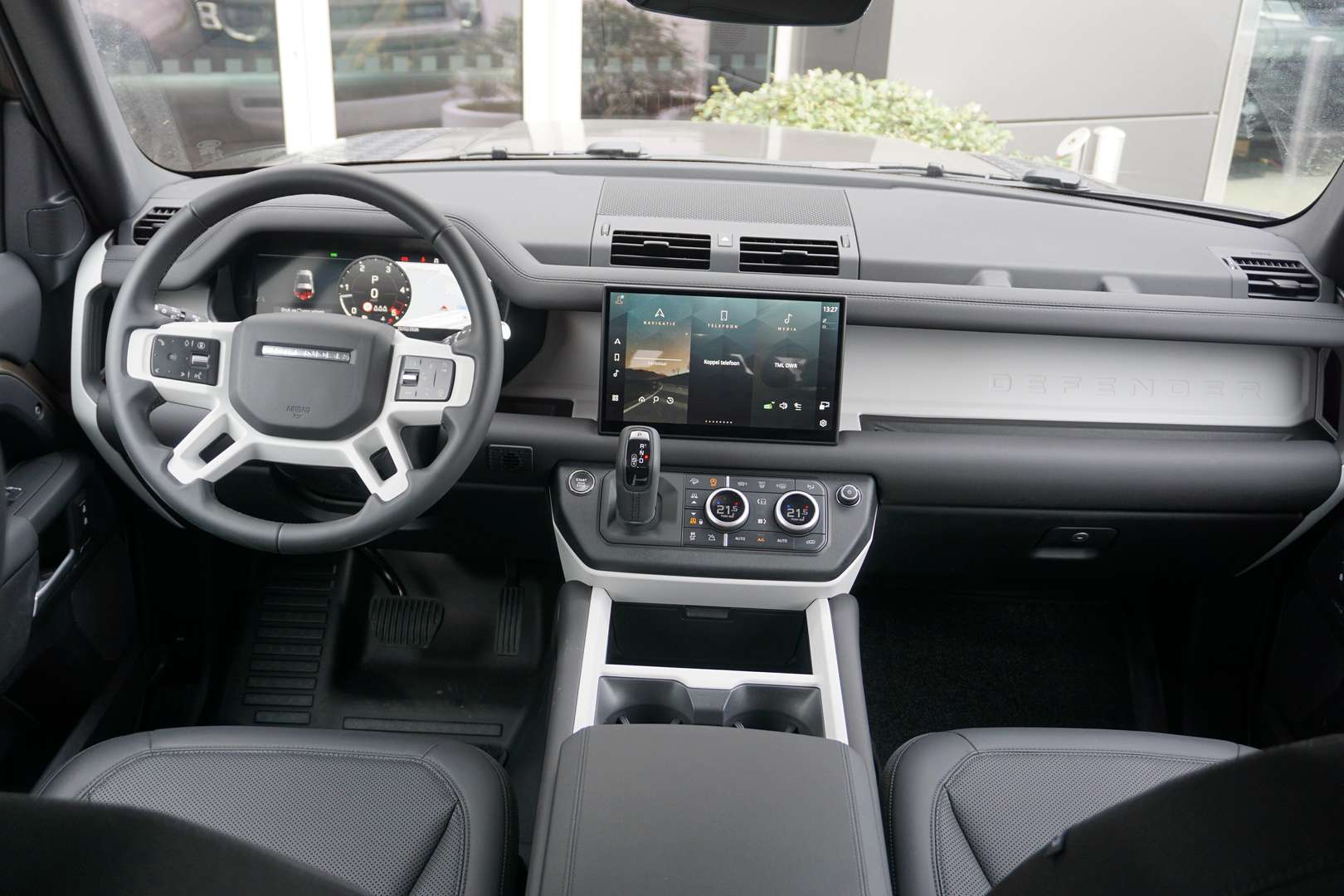 Land Rover Defender 90 D200 S - 2025 - Joinsteer - #3