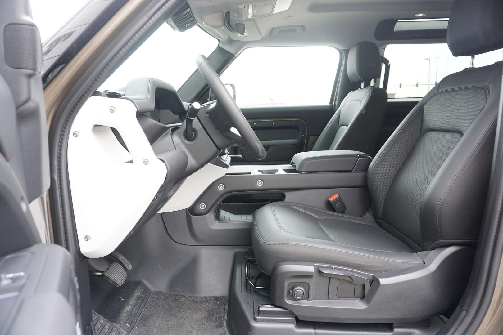 Land Rover Defender 90 D200 S - 2025 - Joinsteer - #4