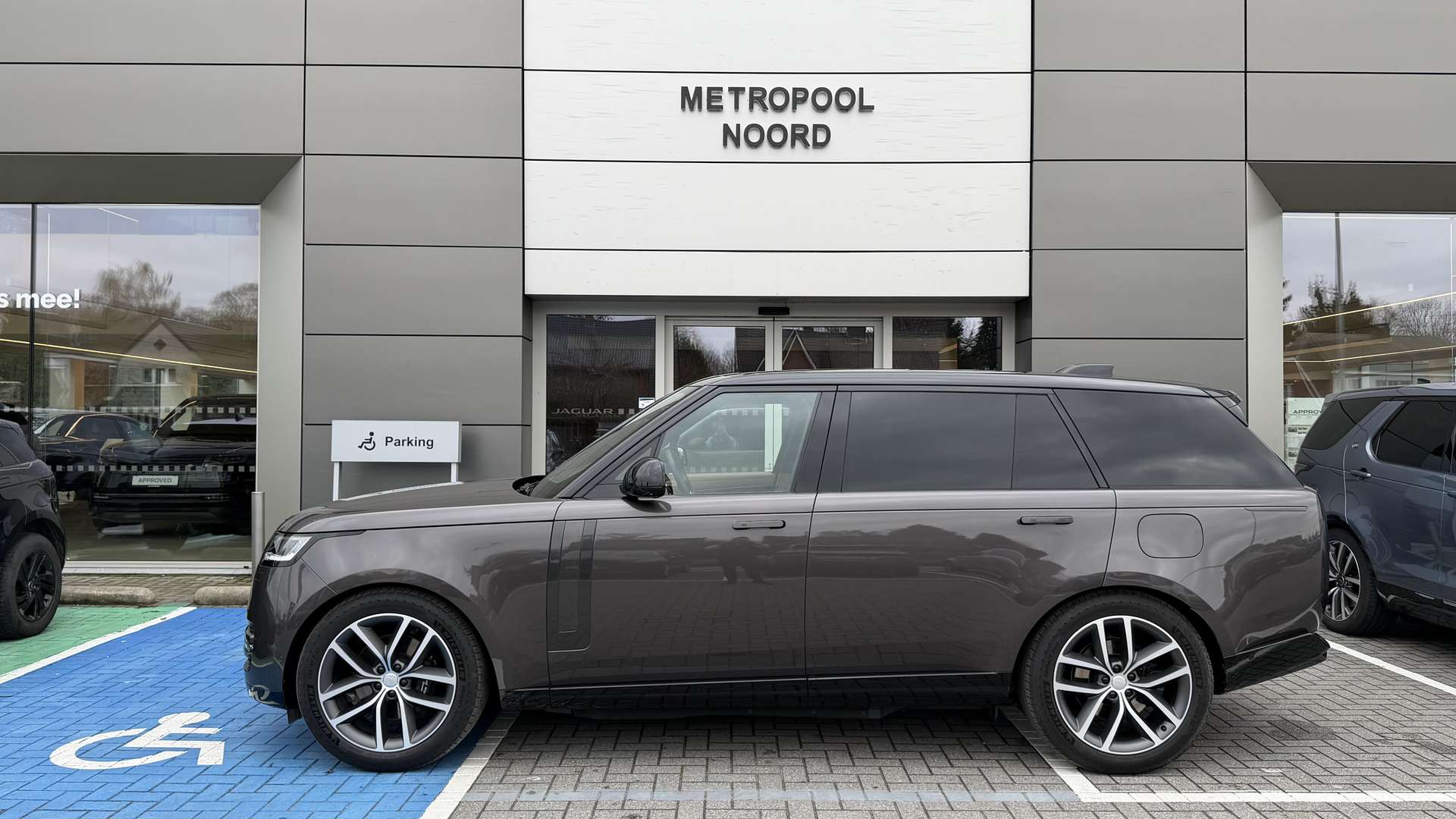 Land Rover Range Rover P460e LWB HSE - 2024 - Joinsteer - #3