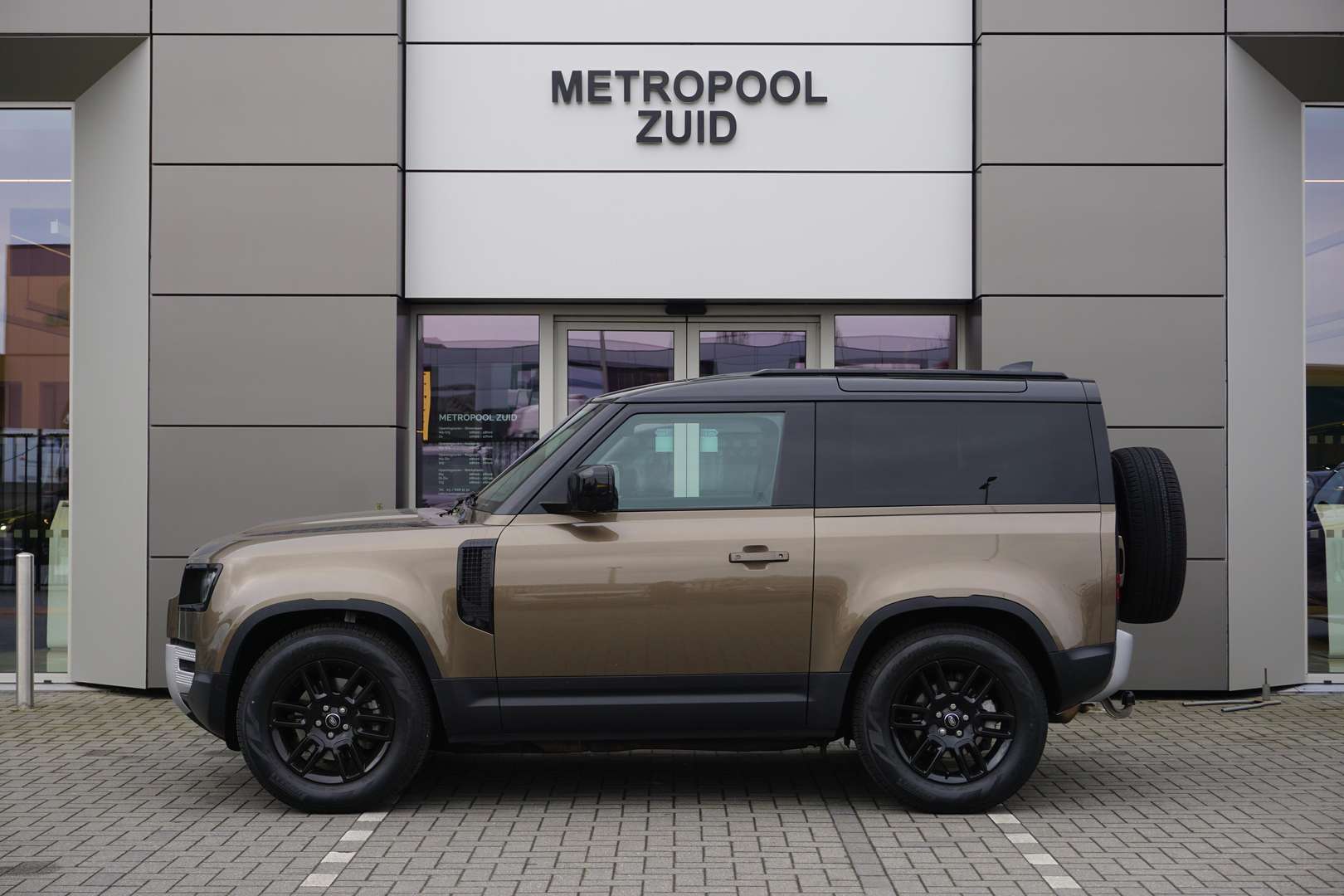 Land Rover Defender 90 D200 S - 2025 - Joinsteer - #8