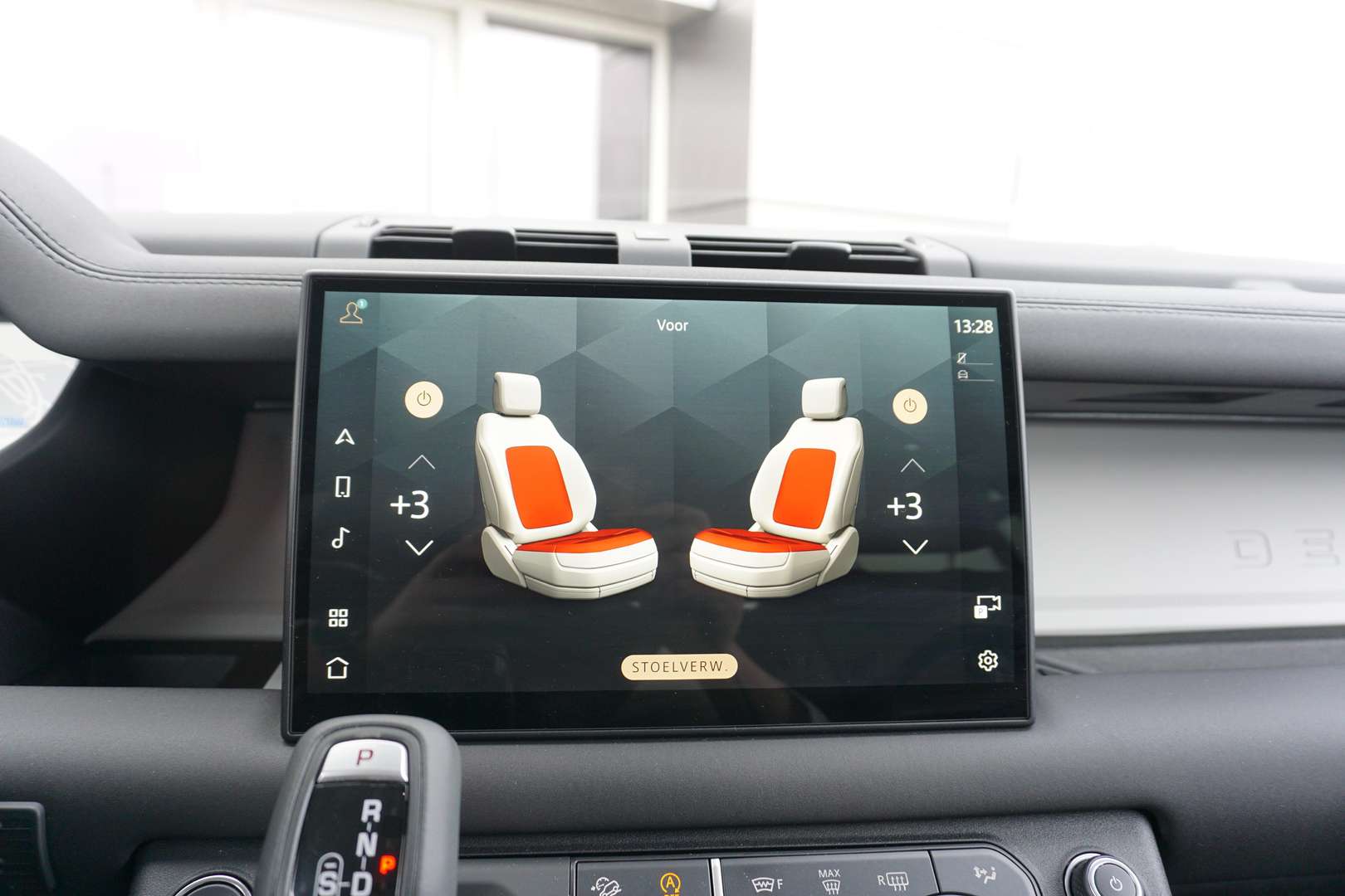 Land Rover Defender 90 D200 S - 2025 - Joinsteer - #12