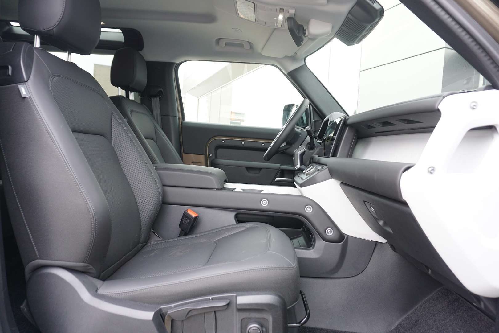 Land Rover Defender 90 D200 S - 2025 - Joinsteer - #14