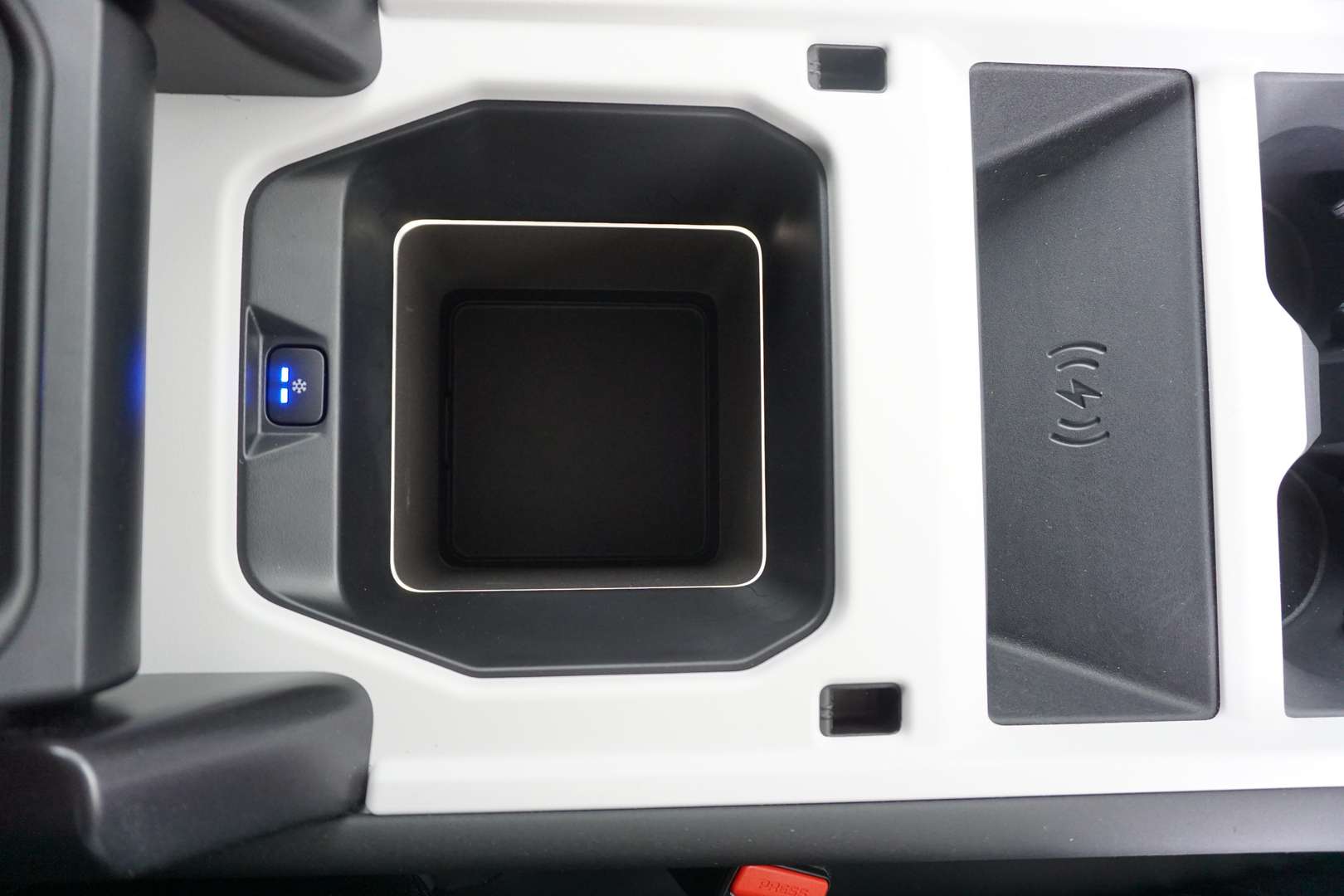 Land Rover Defender 90 D200 S - 2025 - Joinsteer - #16