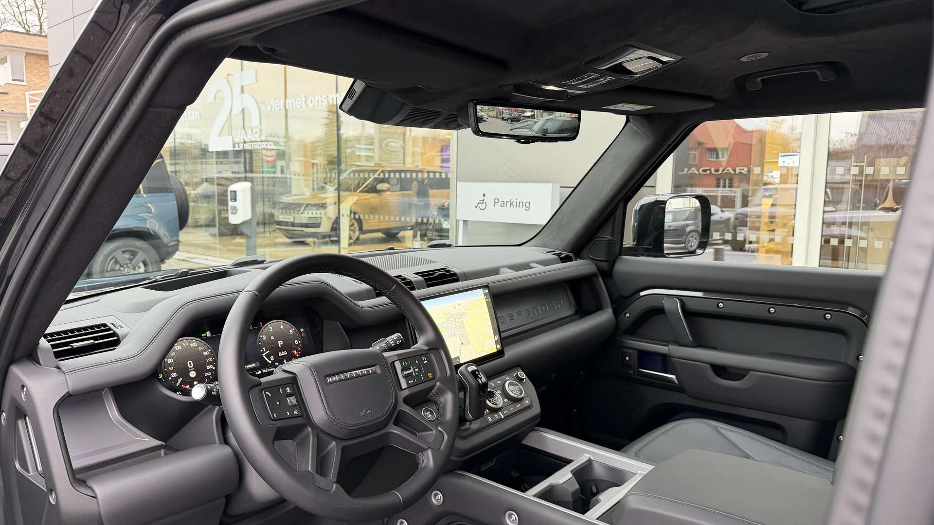 Land Rover Defender 90 P425 X - 2025 - Joinsteer - #8