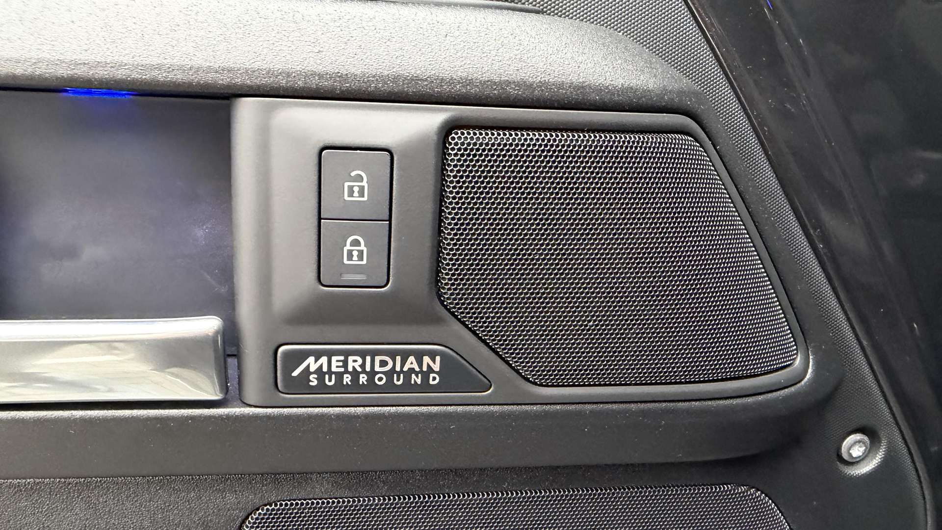 Land Rover Defender 90 P425 X - 2025 - Joinsteer - #10