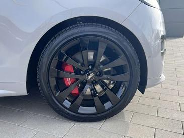 Land Rover Range Rover Sport Autobiography P550e Hybrid — photo 22