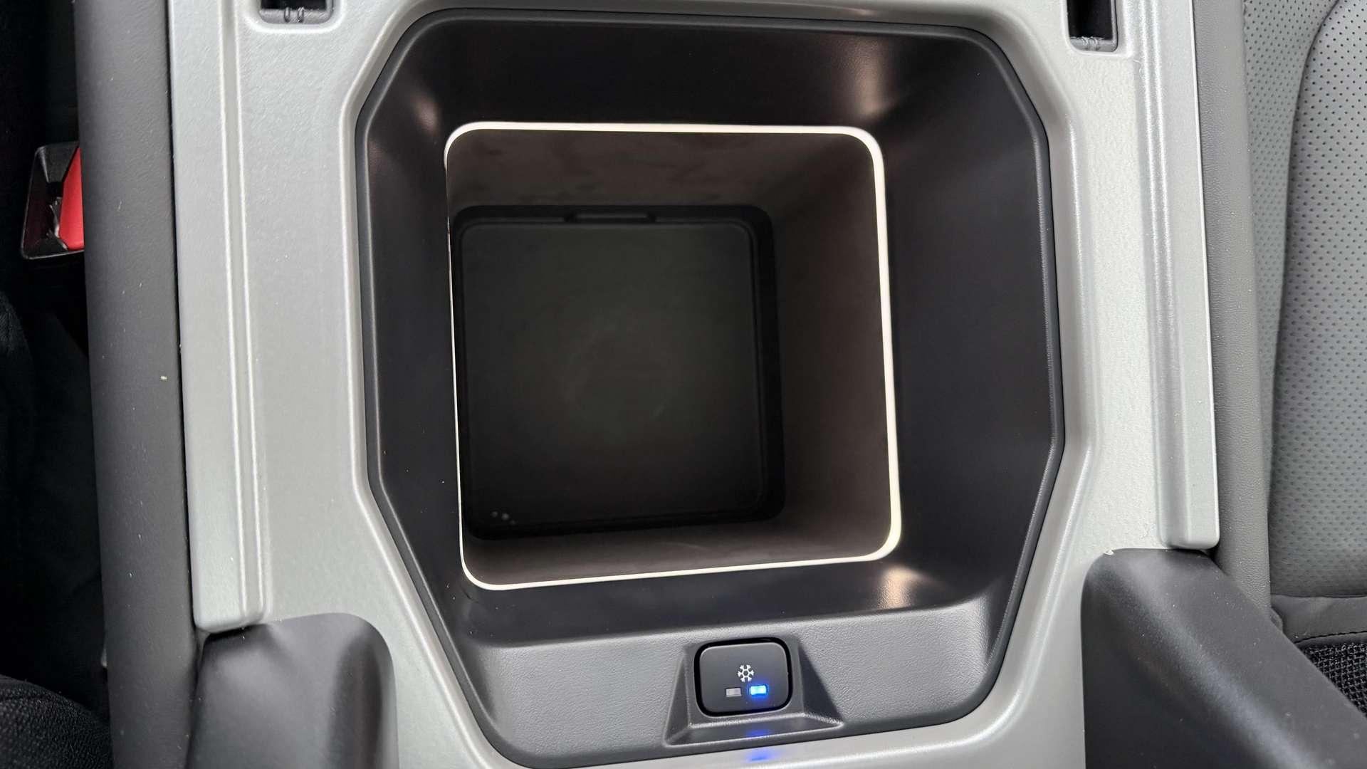 Land Rover Defender 90 P425 X - 2025 - Joinsteer - #21