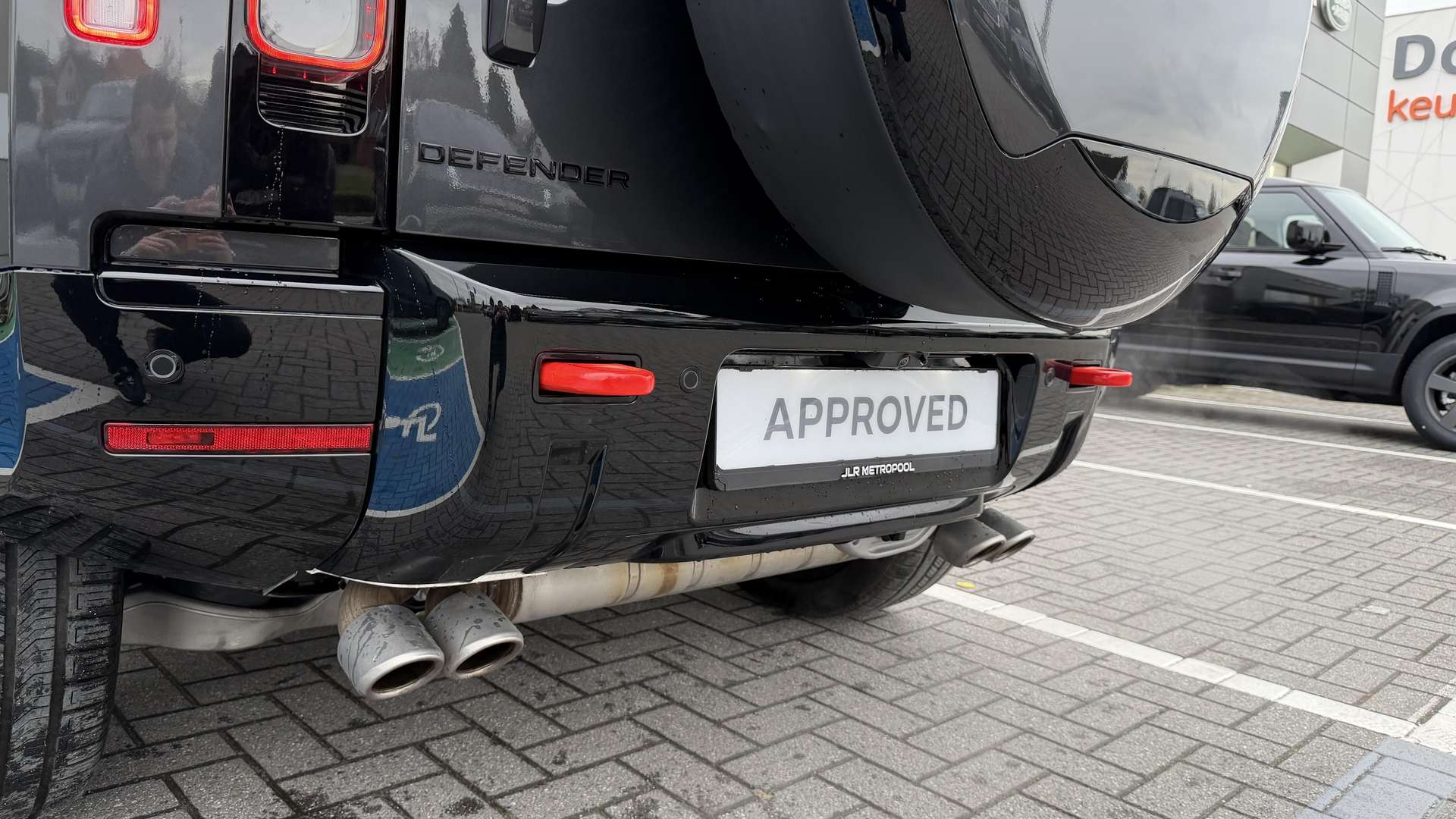 Land Rover Defender 90 P425 X - 2025 - Joinsteer - #24