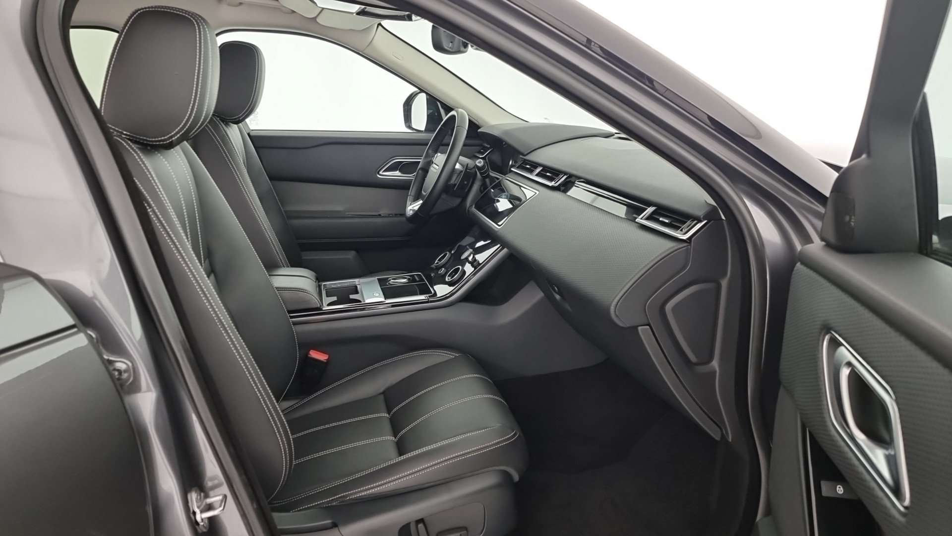 Land Rover Range Rover Velar 2.0 D I4 240 S 4WD Auto - 2019 - Joinsteer - #3