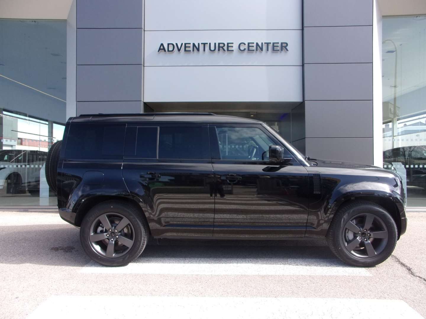 Land Rover Defender 110 X-Dynamic SE 3.0D L6 MHEV 350 AWD Aut. - 2026 - Joinsteer - #1