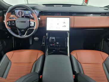 Land Rover Range Rover Sport SV — photo 16