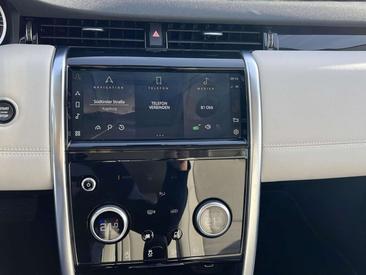 Land Rover Discovery Sport P300e S — photo 14