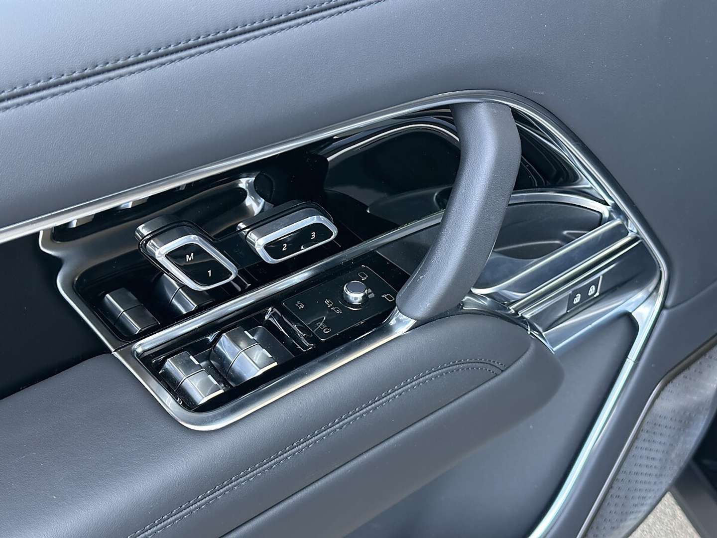 Land Rover Range Rover P550e PHEV AWD Autobiography - 2025 - Joinsteer - #42