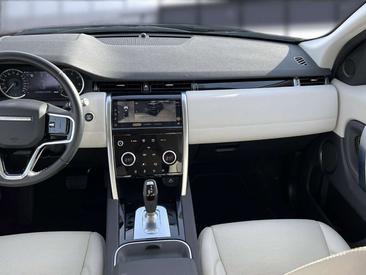 Land Rover Discovery Sport P300e S — photo 18
