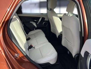 Land Rover Discovery Sport P300e S — photo 19