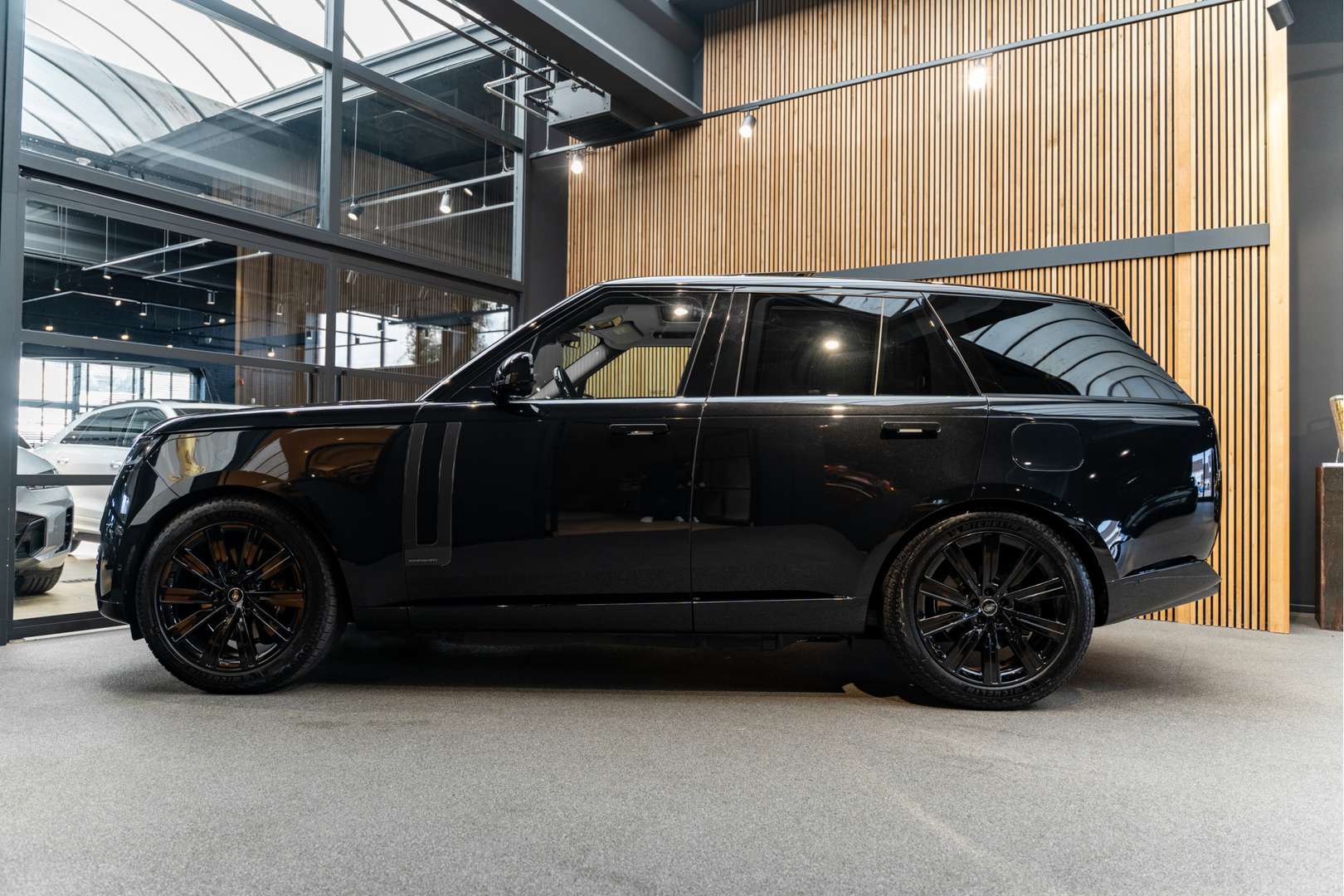 Land Rover Range Rover P550e Autobiography 3.0 P550e PHEV Autobiography - 2025 - Joinsteer - #3