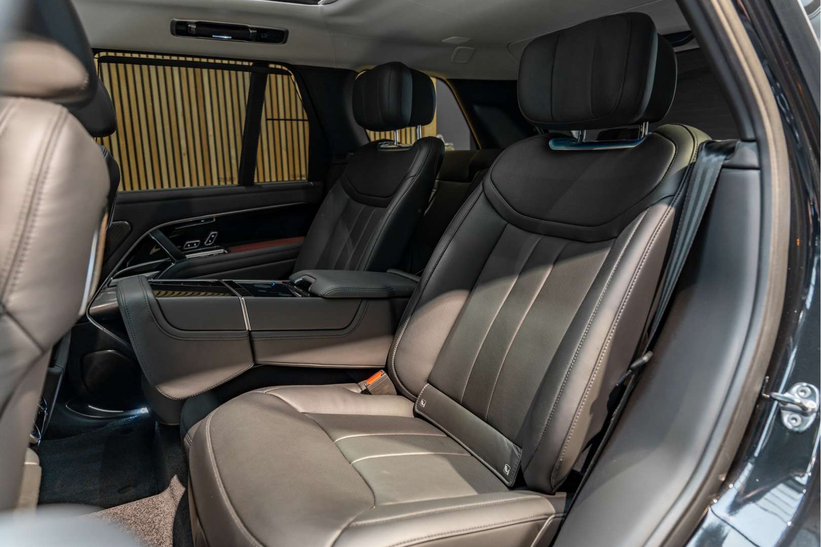 Land Rover Range Rover P550e Autobiography 3.0 P550e PHEV Autobiography - 2025 - Joinsteer - #11