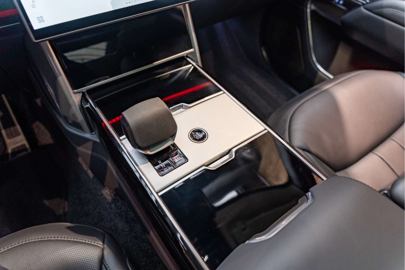 Land Rover Range Rover P550e Autobiography 3.0 P550e PHEV Autobiography - 2025 - Joinsteer - #34