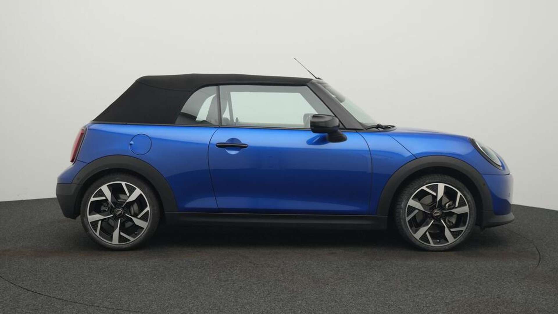 Mini Cabrio Favoured Cooper - 2025 - Joinsteer - #3