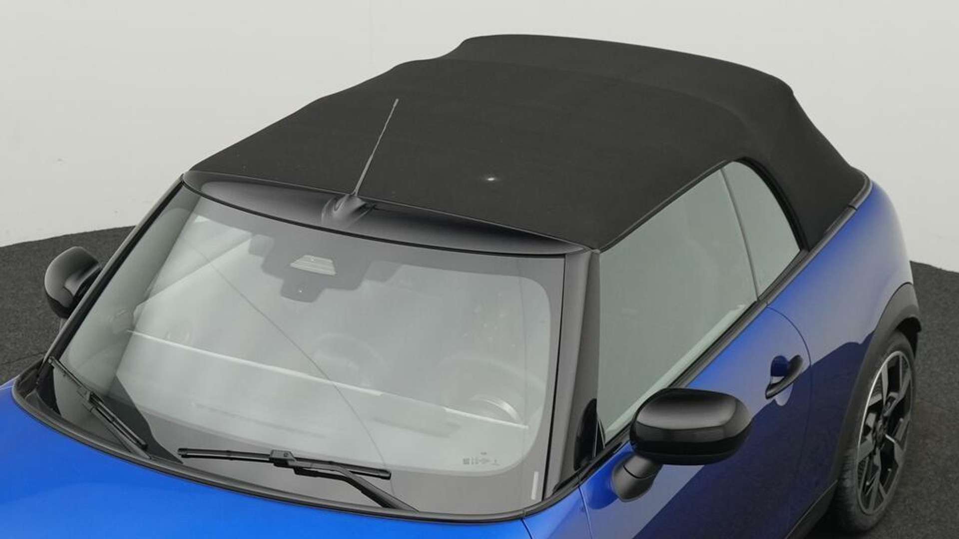 Mini Cabrio Favoured Cooper - 2025 - Joinsteer - #21