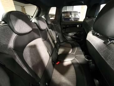Mini 5 Portes Cooper S — photo 12
