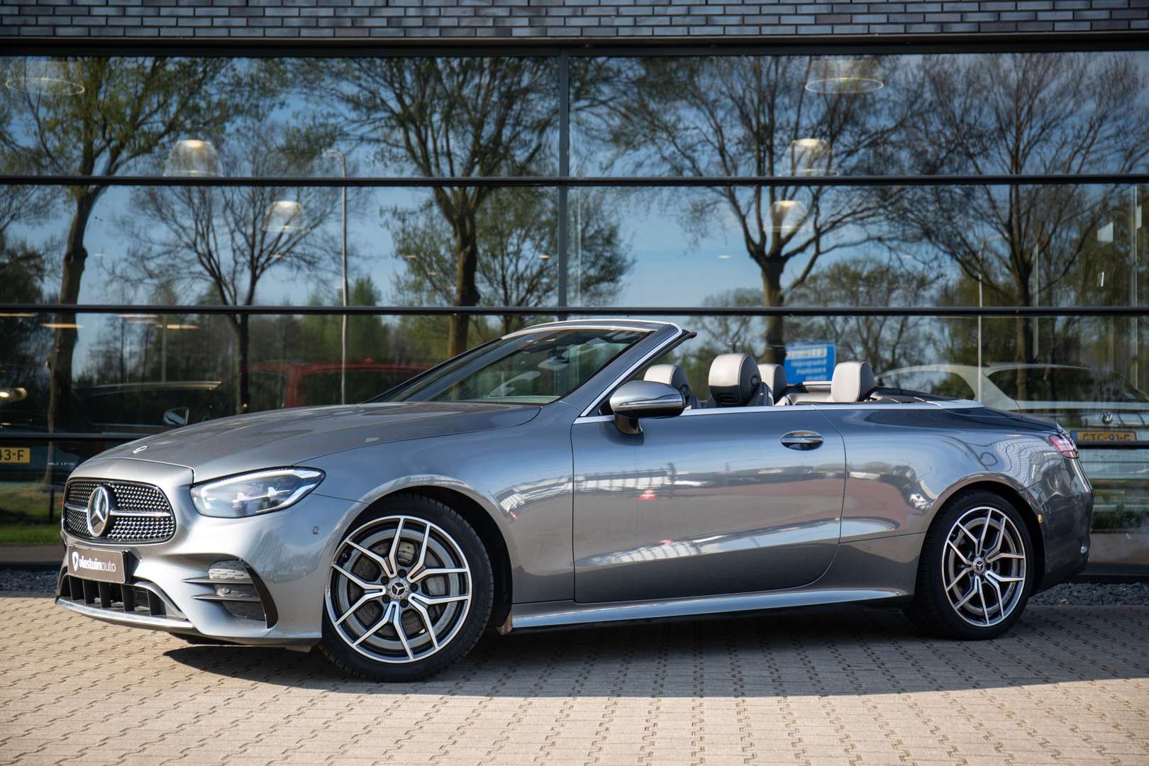 Mercedes Classe E Cabriolet 200 AMG Line - 2023 - Joinsteer - #1