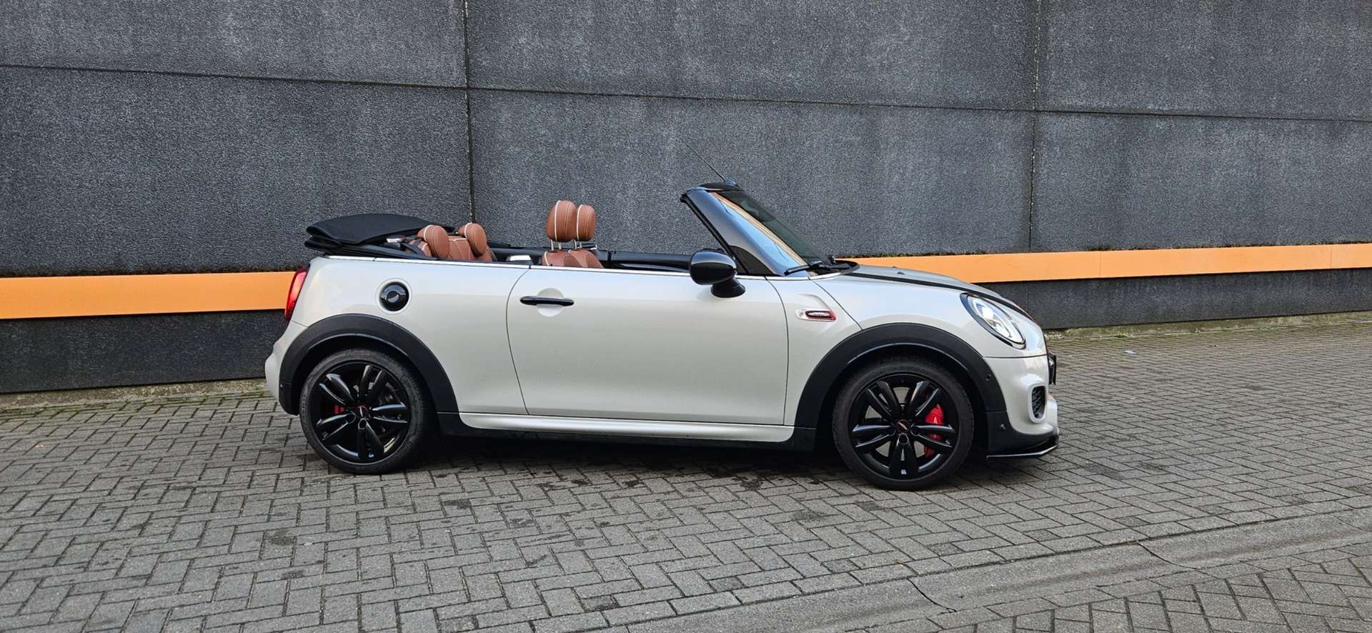 Mini Cabrio John Cooper Works - 2019 - Joinsteer - #3