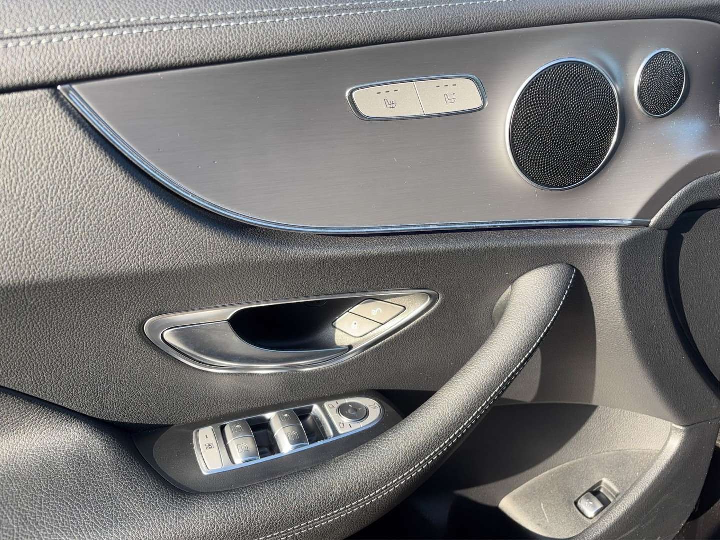 Mercedes Classe E Cabriolet 300 Night Edition - 2022 - Joinsteer - #7