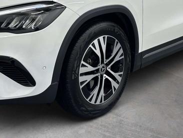 Mercedes GLA 180 Progressive — photo 6