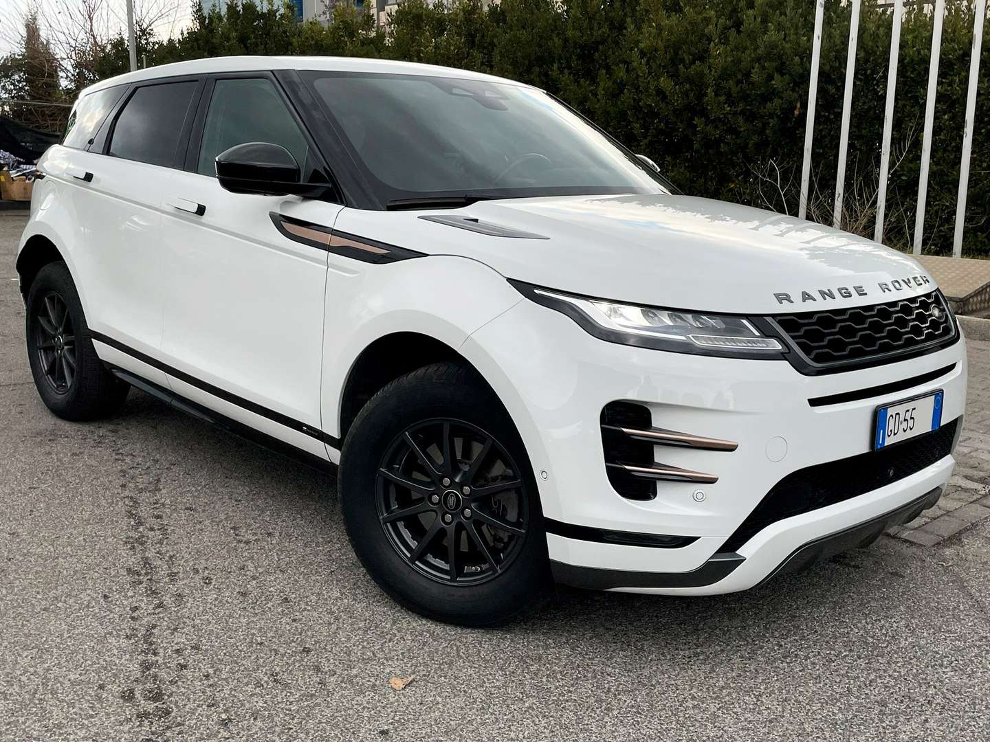 Land Rover Range Rover Evoque 2.0 D 163 CV R-DYNAMIC - 2021 - Joinsteer - #1