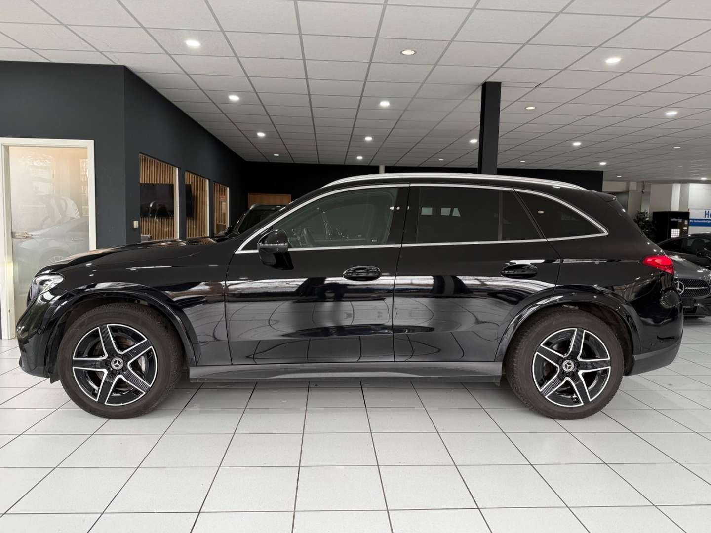 Mercedes GLC 200 AMG Line - 2024 - Joinsteer - #2